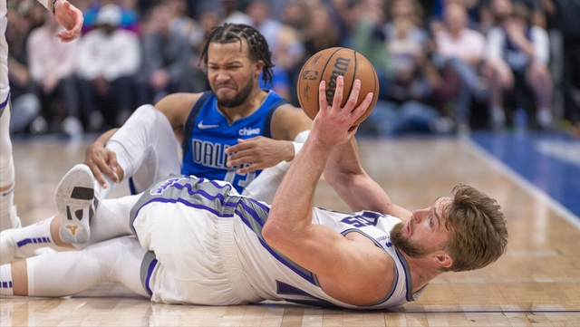 C罗达成职业生涯900球里程碑，皇马官方发文送祝贺