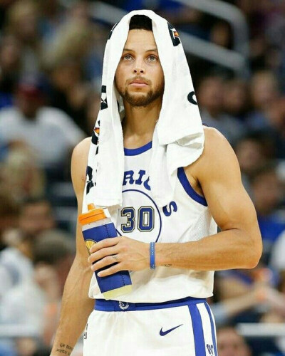 并积极参与 并积极参与