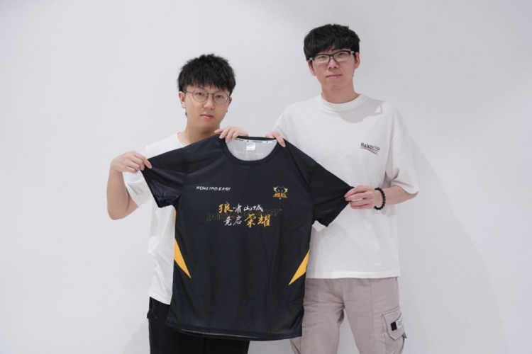 已经不像巅 已经不像巅